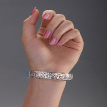 Load image into Gallery viewer, 18kt White Gold Plated Bangle