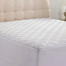 Load image into Gallery viewer, Hypoallergenic Ultimate Plush Comfort Mattress Pad