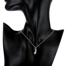 Load image into Gallery viewer, Silver Teardrop Designer Jewelry Set
