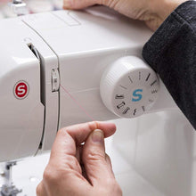Load image into Gallery viewer, Singer Sewing Machine Start 1304 with 6 Built-In Stitches
